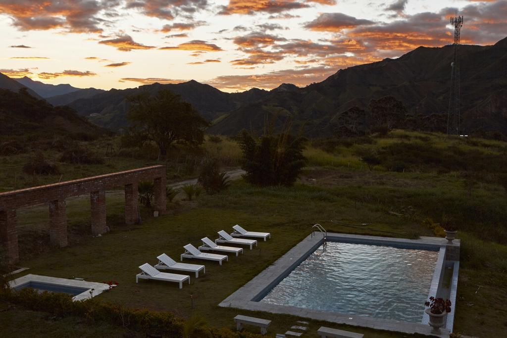 Villa Beatriz Lodge LàngLàngVilcabamba Ngoại thất bức ảnh