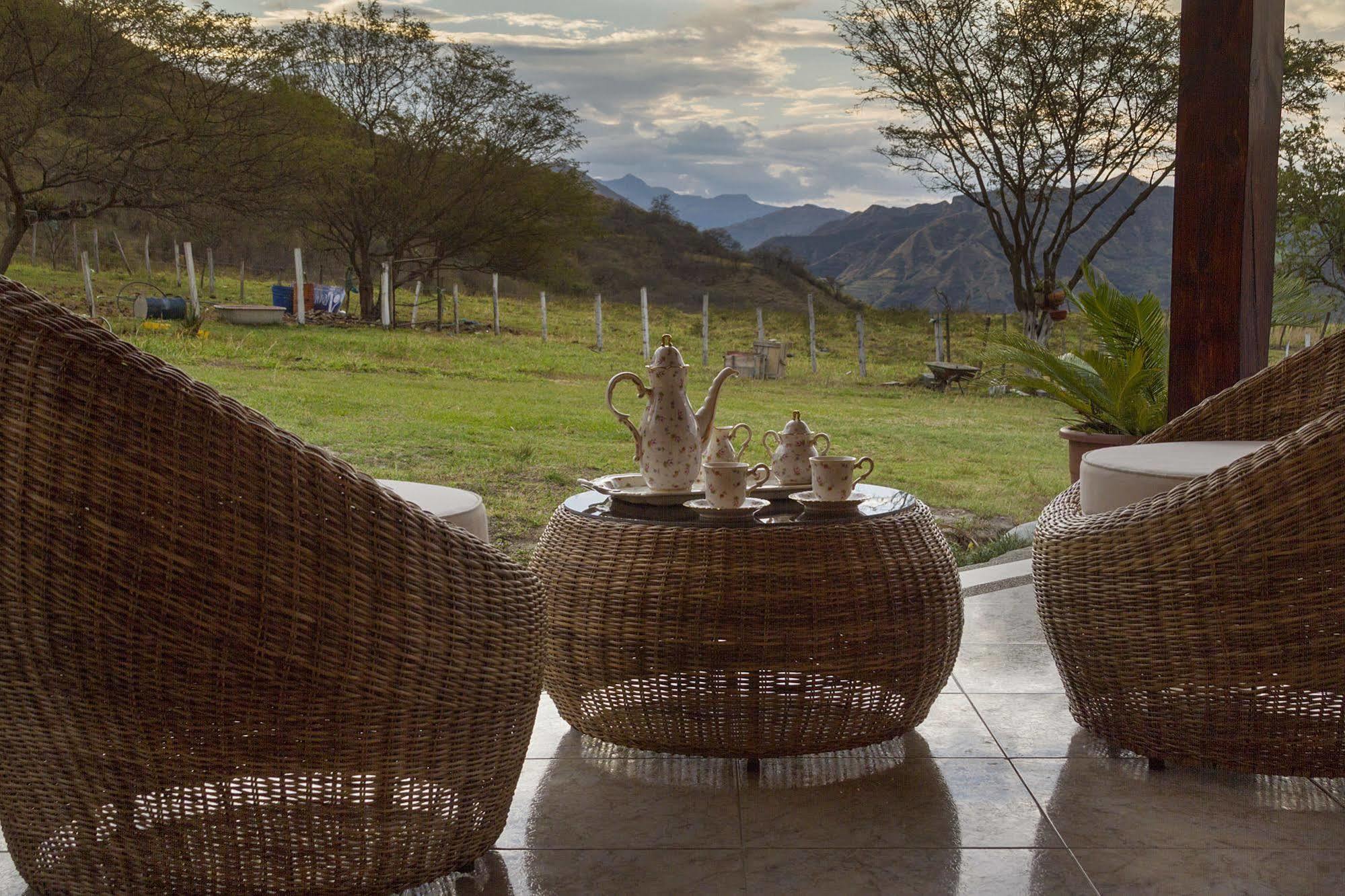 Villa Beatriz Lodge LàngLàngVilcabamba Ngoại thất bức ảnh